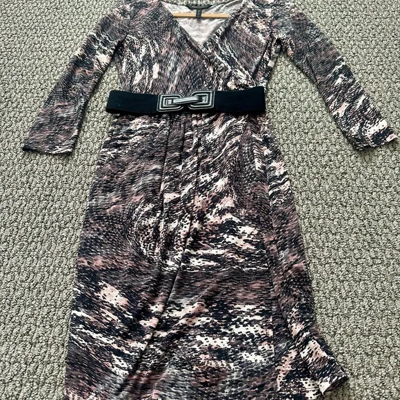 BCBGMaxAzria Long Sleeve Dress in Black and Pink BCBGMaxAzria Long Sleeve Dress in Black and Pink